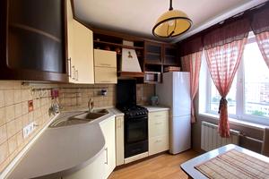 квартира по адресу Червоной Калины просп. (Владимира Маяковского), 63-А