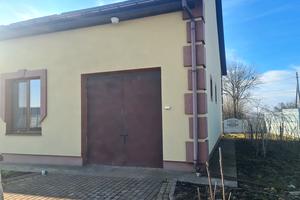дом по адресу с. Веселовка, Центральна