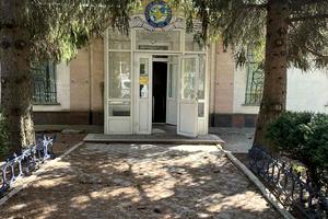 комерційна за адресою Степана Чобану вул. (Добровольського), 1