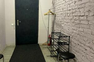 комерційна за адресою Київ, Анни Ахматової вул., 30