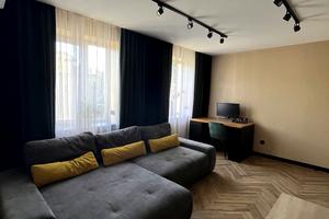 будинок за адресою Купріна вул., 42