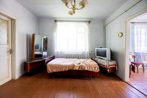 дом по адресу Центральна, 8