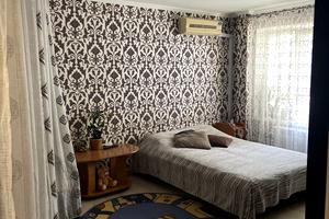квартира по адресу Симона Петлюры ул. (Черняховського)