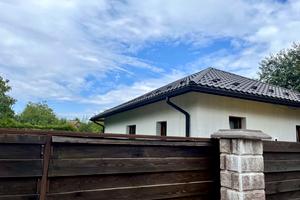 будинок за адресою Центральна вул., 4