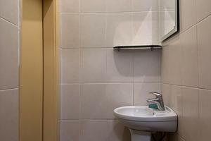 комерційна за адресою Івана Пулюя вул., 5