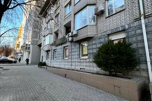 коммерческая по адресу Воскресенская, 28