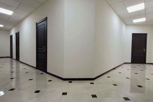 комерційна за адресою Січових Стрільців вул. (Артема), 50