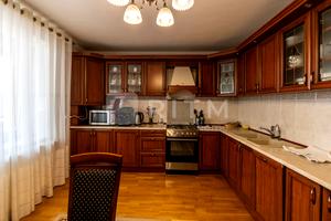 квартира за адресою Джохара Дудаєва вул., 5