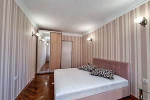 квартира за адресою Златопільська вул., 4