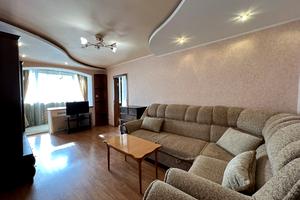 квартира по адресу Янтарная ул., 77