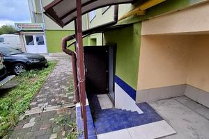 комерційна за адресою Ольги Кисілевської вул., 42
