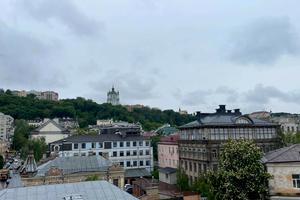 комерційна за адресою Ігорівська вул., 11/2