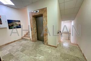 комерційна за адресою Крутий узвіз, 7