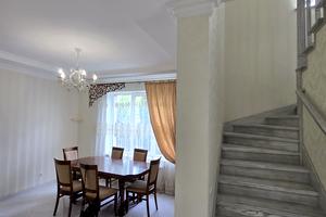 будинок за адресою Харківська вул., 4