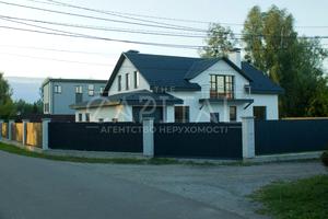 будинок за адресою Розкішна