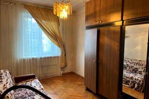 квартира за адресою Симоненка вул., 1