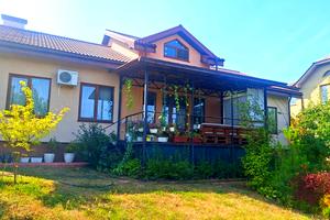 будинок за адресою Фізкультурна вул.