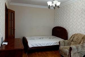 квартира за адресою Миру пров., 2