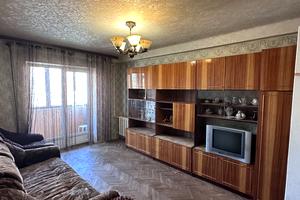 квартира за адресою Миколи Міхновського бульв. (Дружби Народів), 3в