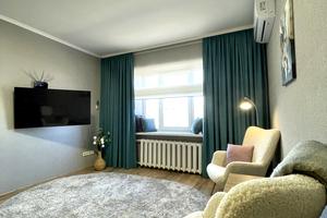квартира за адресою Ревуцького вул., 5