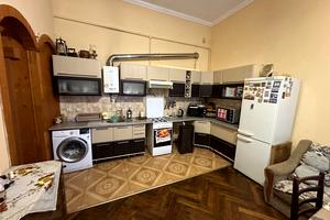 квартира за адресою Модеста Менцинського вул., 8