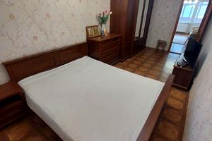 квартира за адресою Космонавтів вул., 86
