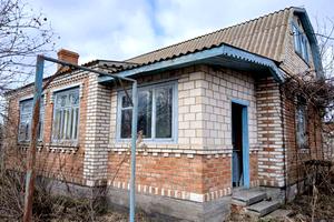 будинок за адресою с. Медвідка, Золота