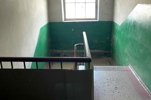 комерційна за адресою Віскозна вул., 4Д