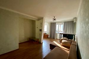 квартира по адресу Строителей ул., 18а