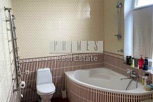 будинок за адресою Київська вул.