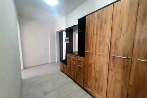 квартира по адресу Свободи ул., 301
