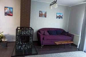 будинок за адресою Центральна, 7