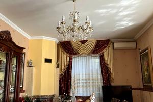 будинок за адресою Освіти вул.