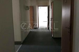 комерційна за адресою Дмитрівська вул., 44б