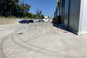 комерційна за адресою Соборна вул., 305