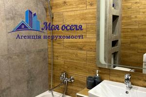 квартира за адресою Лушпи, 5
