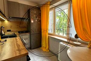 квартира за адресою Юності вул., 6-А