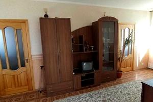 будинок за адресою 14 лінія, 327