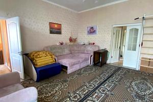 квартира за адресою Левка Лук'яненка вул. (Василя Жуковського), 7