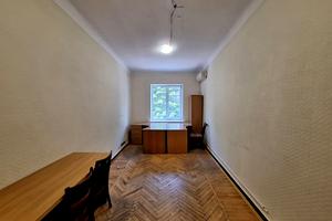 коммерческая по адресу Богдана Хмельницкого просп. (Героев Сталинграда), 106А