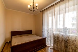 квартира за адресою Василя Симоненка вул., 39