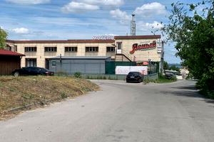 комерційна за адресою Глиняна вул., 48