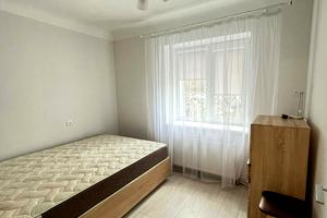 квартира за адресою смт. Пісочин, Клубна вул., 5А