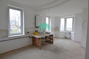 будинок за адресою с. Микитинці, Черепкова, 43