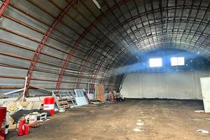 комерційна за адресою Геологів вул., 2