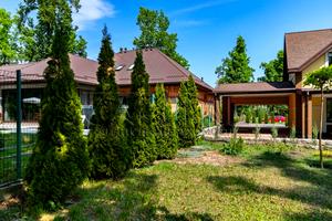 будинок за адресою с. Рославичі, Рославичі