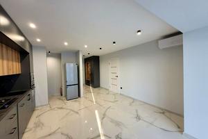 квартира за адресою Степана Бандери вул., 1