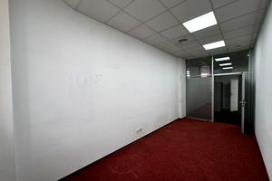 комерційна за адресою Героїв Космосу вул., 4