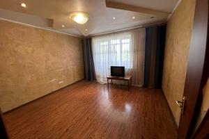 квартира за адресою Максима Залізняка вул., 20