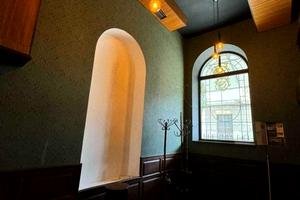 коммерческая по адресу Підвалля ул., 11